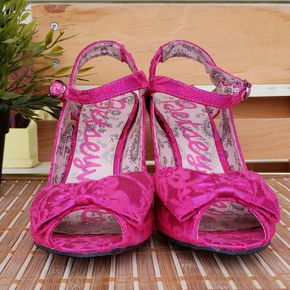 Betseyville Bright Pink Lace Heels - Picture 8 of 8